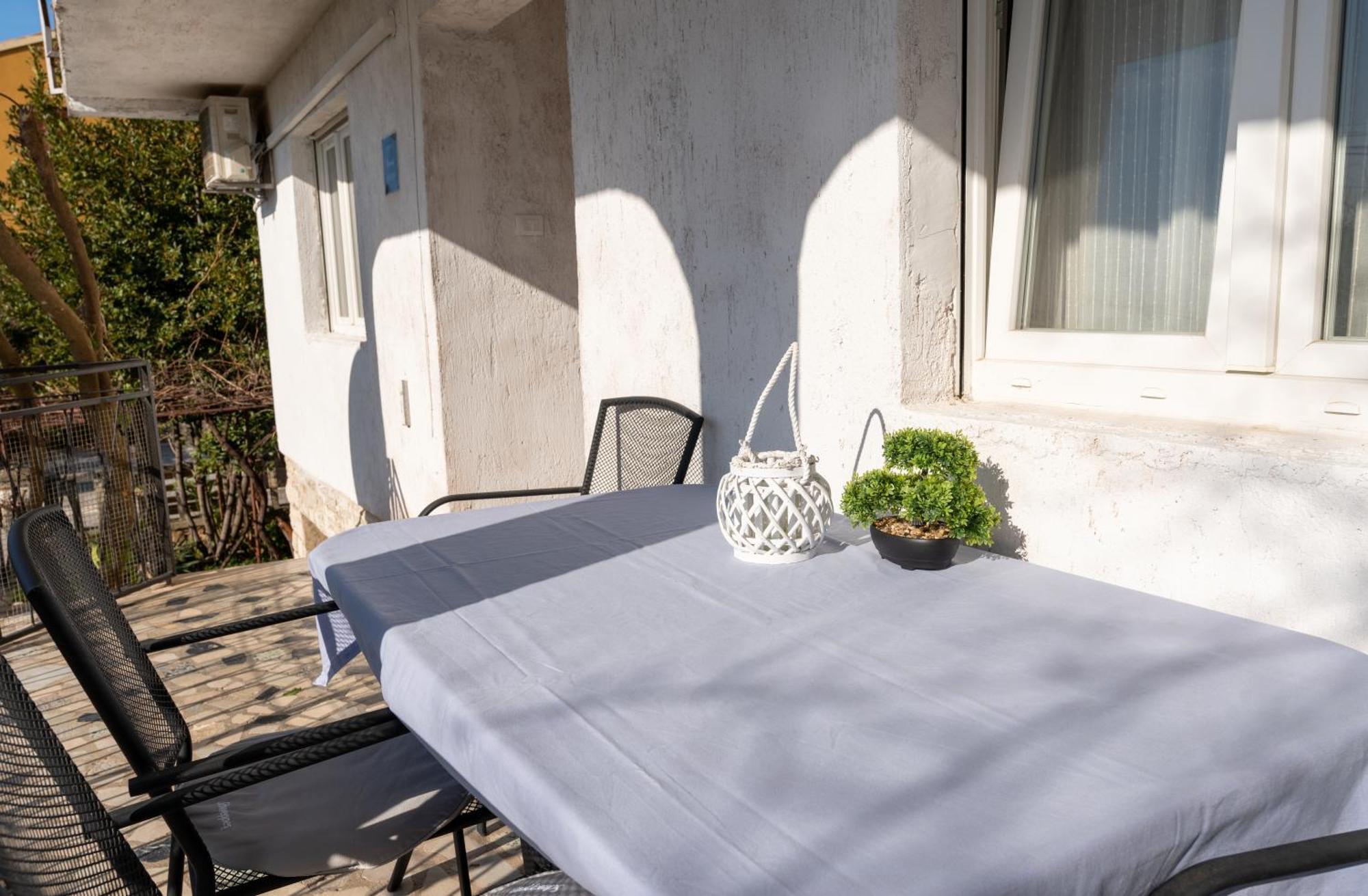 Two-Bedroom Apartment Rea In Rovinj Kültér fotó